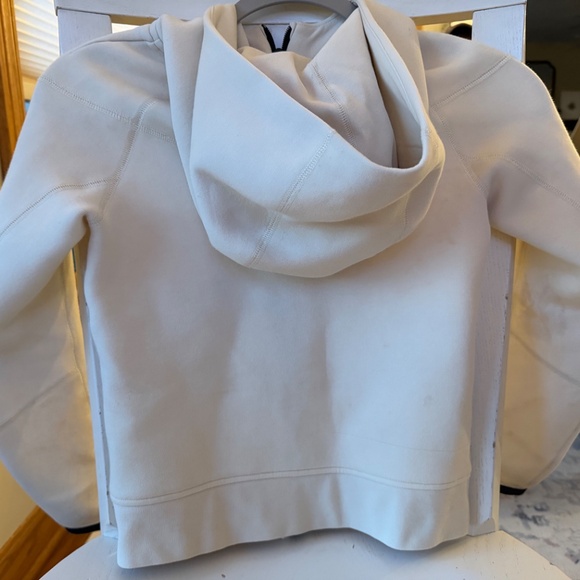 Nike tech - Picture 2 of 4